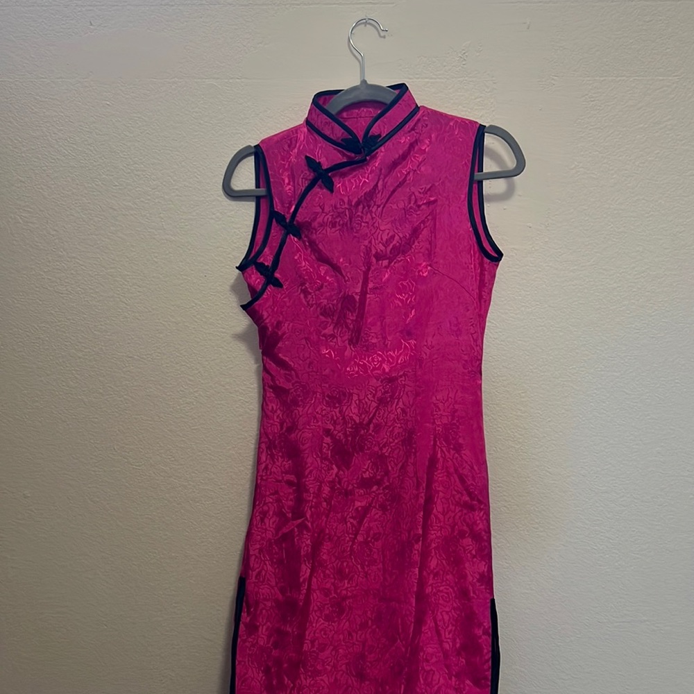 Chinese tradition pink and black dress
